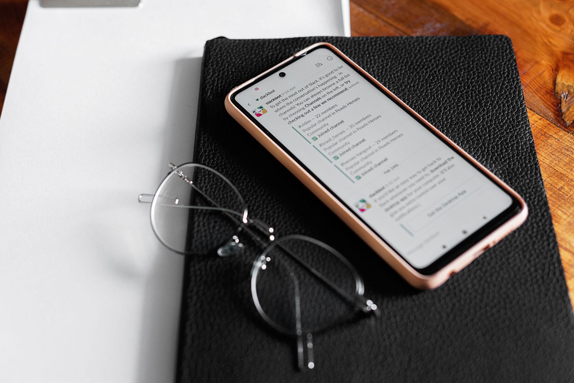 Gemini Notebook Voice Chat